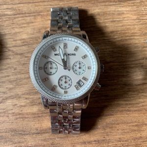 Michael Kors Accessories - Michael Kors silver watch Michael Kors Accessories - Michael Kors silver watch